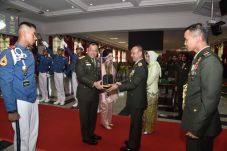 Tugas Selesai, Jenderal...
