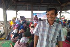 Warga Bulu Mario Dukung...