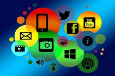 Viral Video Guru Dikeroyok...