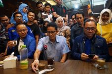 Zulkifli Hasan: Sandi...