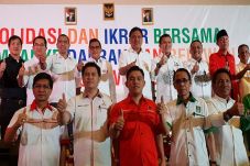Tim Jokowi-Maruf Optimis...