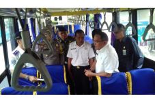 Bus Damri Layani Palembang...
