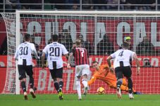 Babak I: Higuain Gagal...