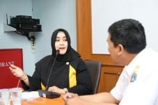 Kartu Nikah Diminta...