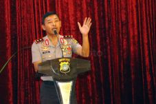 Pembunuhan Sekeluarga,...