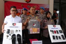 Lima Pelaku Pencurian...