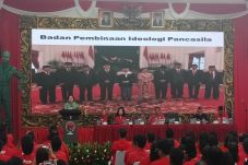 Megawati Ungkap Permainan...