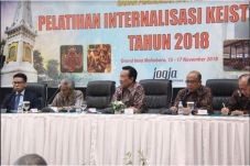 Praktisi Hukum Sebut...