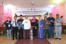 Punya Banyak Menteri...