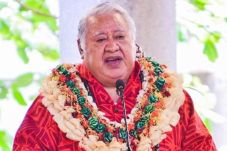 PM Samoa Dilempari Kepala...