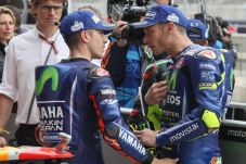 Rossi vs Vinales: Duel...
