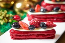 Dazzling Christmas di...