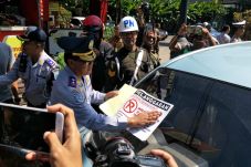 Hari Pertama Diberlakukan...