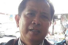 Pecat Ribuan Honorer,...