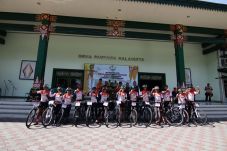 Tempuh Jarak 6752Km,...