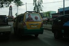 Marak Alat Peraga Kampanye...