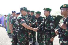 Dua Pasukan Pengganti...