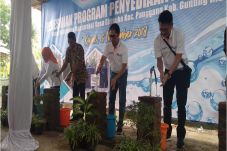 Alirkan Air Bersih,...