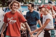 Resmi Menikah, Justin...