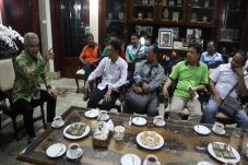 Ganjar Pranowo Bawa...