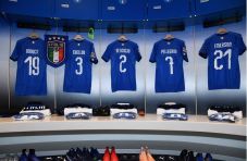 Susunan Pemain Italia...
