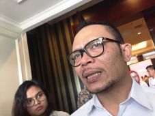 Hadapi Revolusi Industri...