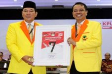 SBY Kampanyekan Prabowo-Sandi,...