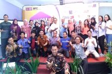 Ribuan Pencari Kerja...