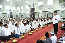 Peringatan Maulid Nabi,...