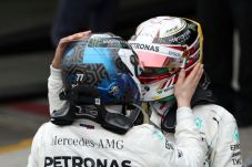 Mercedes Janji Tampil...