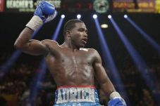 Broner: Saya Akan Buat...