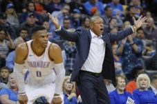Russell Westbrook Datang,...