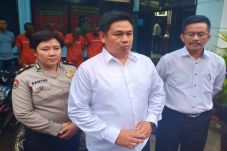 7 Tersangka Pengeroyok...