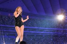 Taylor Swift Merasa...