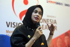 Asmin Laura Ingin Jadikan...
