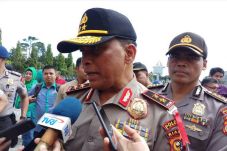 Polda Riau Terjunkan...