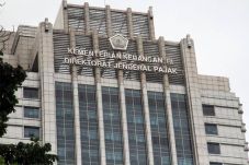 Penerimaan Pajak Sulit...