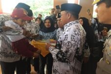 Bupati Pasangkayu Tak...