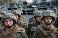 Tentara Ukraina Siaga...