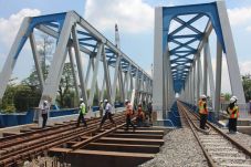 Jalur Rel Ganda KA Solo-Sragen...