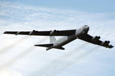 Bomber AS Dilarang Terbang...