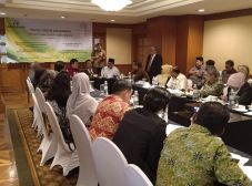 PP Jaminan Produk Halal...