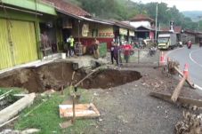 Jalan Nasional di Kabupaten...