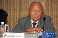 Pakar Hukum Curiga Laut...