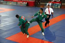 Prajurit Kopassus Raih...