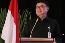 Tjahjo Kumolo Paparkan...