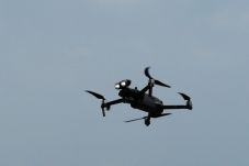 DJI Lepas Drone Canggih...