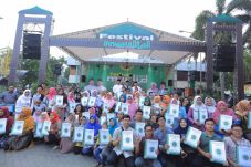 Pemkot Gelar Festival...