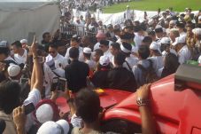Berorasi di Reuni Akbar...