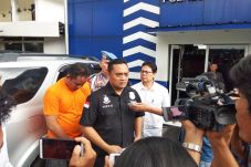 Ajak Kencan, Andika...